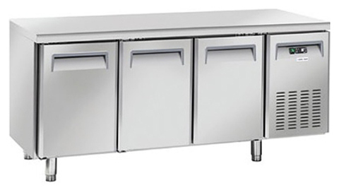 Стол холодильный Yukon QRL3100