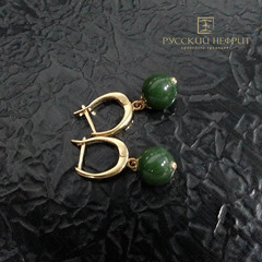 Серьги "Классика". Зеленый нефрит, 10мм