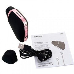 Вакуумный клиторальный стимулятор с вибрацией Satisfyer Love triangle black