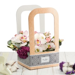 Коробка-переноска для цветов «Для тебя с любовью»