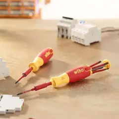 Отвертка диэлектрическая с набором бит LiftUP Electric 6шт Wiha 2831 38612 (SB)