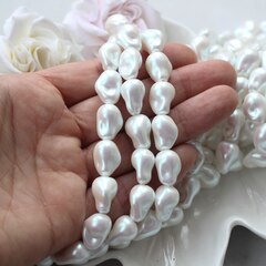 Майорка, имитация барочного жемчуга, White Pearls (слегка с розовым отливом) 10*15 мм, 1 нить, МА233