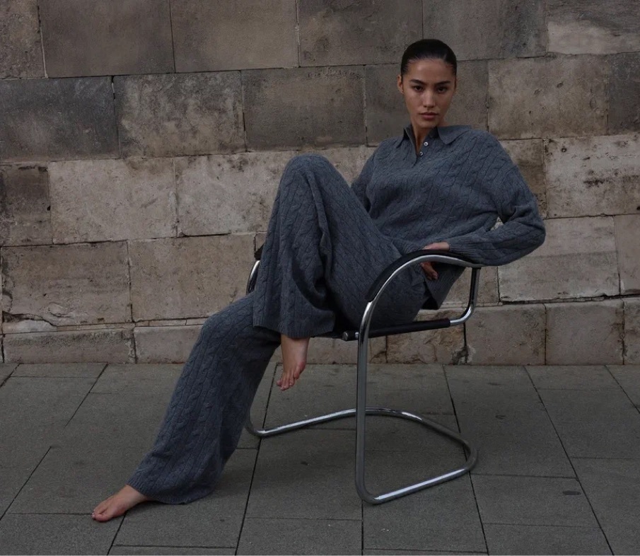 Костюм из кашемира и шерсти мериноса, Серый