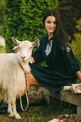 Ванда. Платье льняное миди с вышивкой в этностиле PL-421196