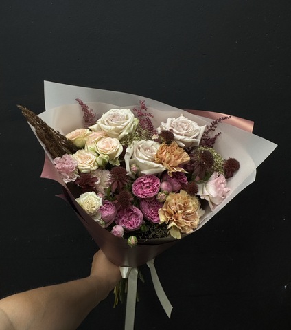 Букет в тонах бургунди