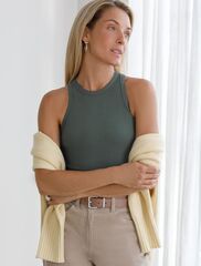 Топ из трикотажа в широкий рубчик  D43.191 (112804)