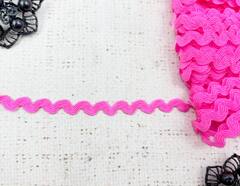 Тесьма "Вьюнок", ш. 4-5 мм, пр-во Россия, розовый неон