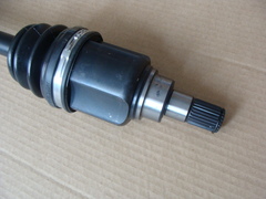 привод колеса левый Geely Emgrand   1064001681