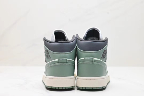 Air Jordan 1 Mid 'Jade Smoke' 
