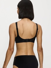 Бюстгальтер c трехсекционной чашкой Triumph Doreen + Cotton 01 N | Черный