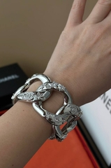 braslet-manzheta-chanel-cvet-serebro