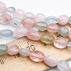 Берилл бусины, фриформ, размер около 5-8 мм, цена за отрезок 19 см (1/2 нити)