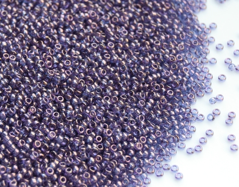 15/0 RR-1884 Gold Luster Violet