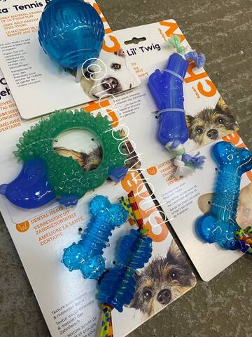 Игрушка для собак мини пород и средних пород "Мячик", голубой, 6 см