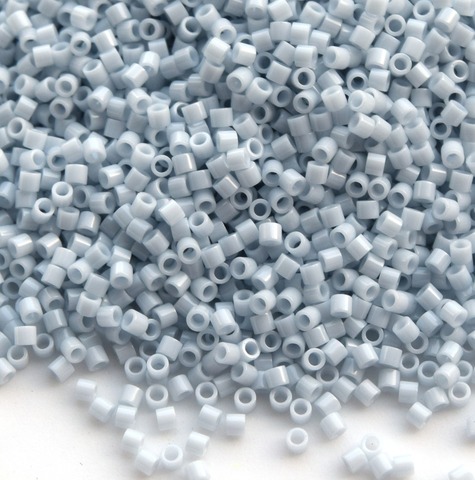 DBS-0209 Бисер цилиндрический Миюки делика 15/0 /Miyuki delica 15/0 Opaque Light Gray Luster