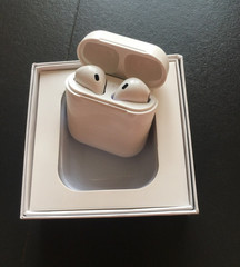 Наушники AirPods для iPhone 7/8