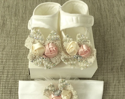 Подарочный набор Little Gift для девочек ((пинетки внутри 100% хлопок снаружи 100% полиэстер и повязка 100% хлопоок) (арт. LG1))