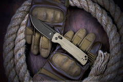 Складной нож Kizer Escort сталь 154CM BlackWash рукоять Микарта