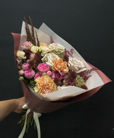 Букет в тонах бургунди