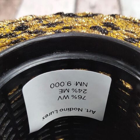 Меринос с люрексом и шишибриками NODINO LUREX 900 горчица с золотом