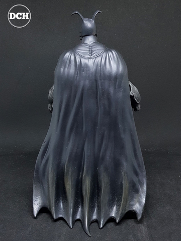 Фигурка Бэтмен Кроличья нора из игры Batman: Arkham City