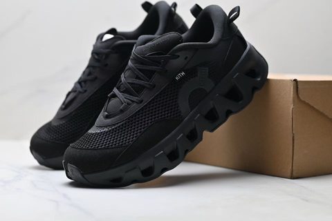 KITH x On Runnng 'Black' 