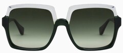 VIVIENNE 7