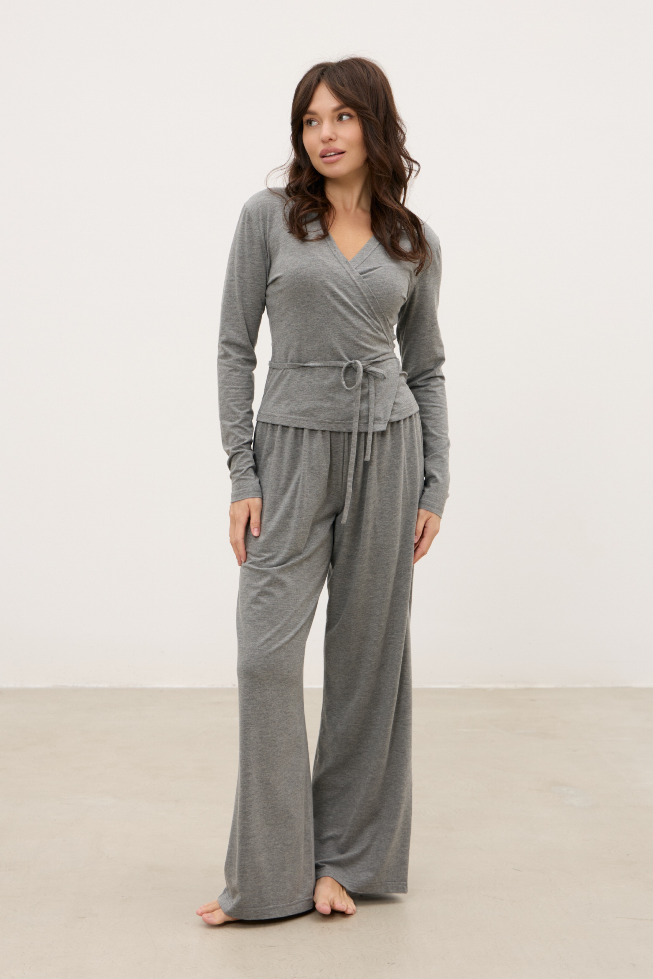 Брюки TWO SKIN, серый меланж