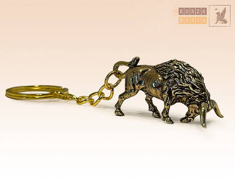 брелок Бык атакующий