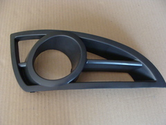 вставка переднего бампера правая (под птф  Geely MK  1018002985