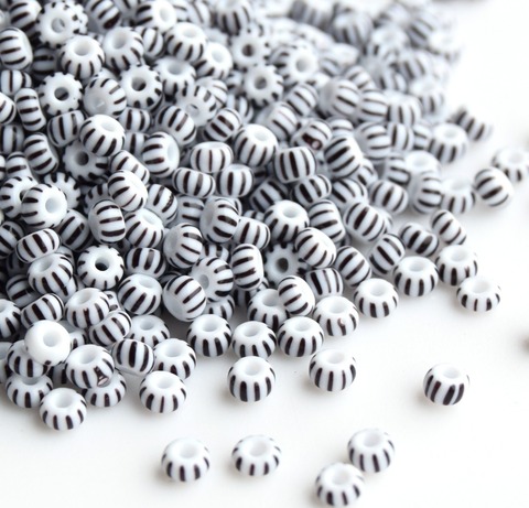 Бисер чешский полосатый Preciosa 03591, размер 8/0