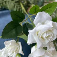 №2 Розы искусственные остроконечные, цвет молочный, 30 см, набор 2 букета.