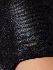 Футболка облегающая из хлопка в рубчик с V вырезом и матовым покрытием металлик  D49.121 (129427)