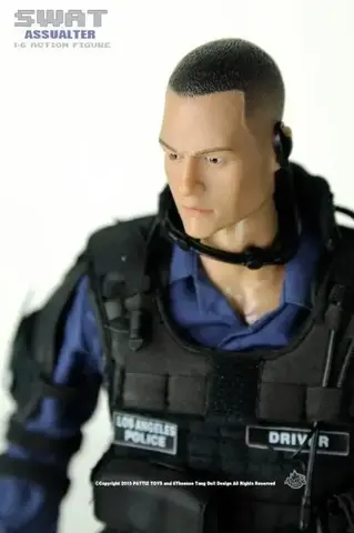 Фигурка Штурмовик Команда Спецназ масштаб 1/6 SWAT Team Assaulter