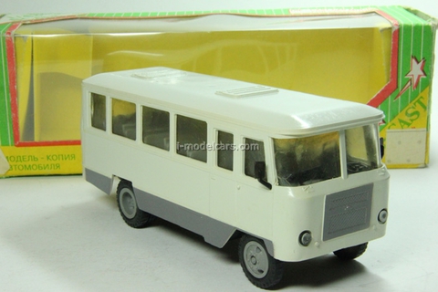 Kuban-G1A1-02 bus white-gray Kompanion 1:43