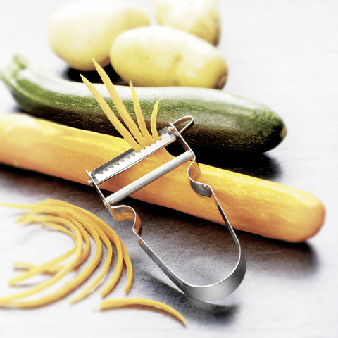 Нож Victorinox для нарезки овощей соломкой, стальной