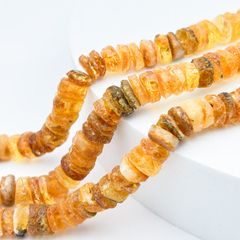 Янтарь фриформ бусины, размер 8,9-10,4*2,7-5,8 мм, цена за отрезок 9,5 см (1/4 нити)