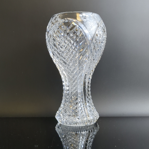Ваза для цветов "Барокко" автор Е.В. Яновская, алмазная грань, геометрический орнамент, ЛЗХС, винтаж СССР 1970-1990 гг