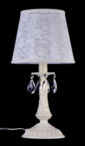 Настольная лампа Maytoni Filomena ARM390-00-W