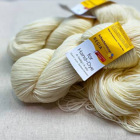 Regia for Hand-Dye
