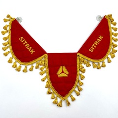 Вымпел тройной Sitrak (экокожа, красный с желтой вышивкой)