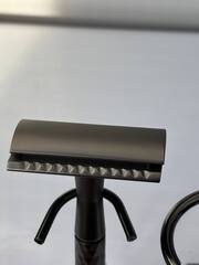 Бритвенный набор станок, помазок, подставка