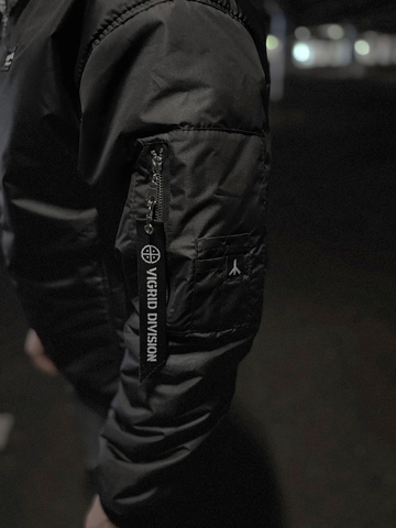 Бомбер 