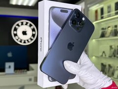 iPhone 15 Pro Max, 256 ГБ, SIM + eSIM, б/у