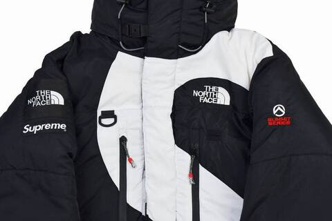 Пуховик The North Face x Supreme 'Black/White' 