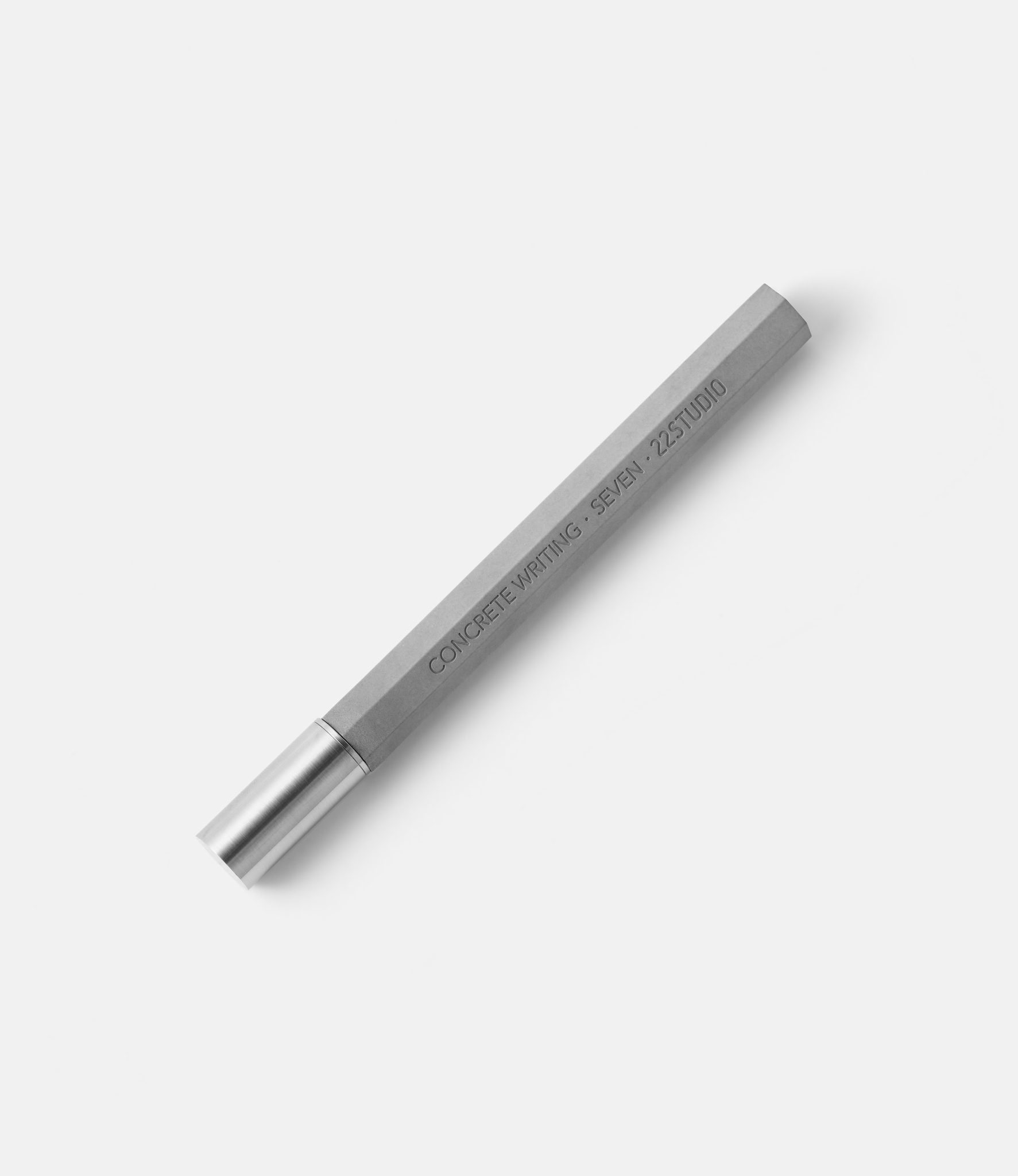 22 studio Seven Rollerball Pen Original — ручка из бетона