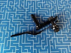 Рычаг регулировки высоты DDE LM41-40 передний (70870030000)