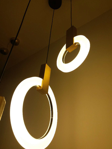 Светильник Halo LED Studio