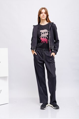 Marc Cain Sports Костюм в сочетании материалов с контрастной отделкой