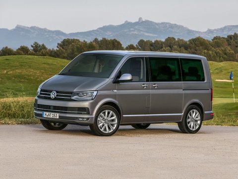 Чехлы на Volkswagen T6 микроавтобус Multivan / Caravelle / Transporter 2015–2023 г.в.